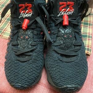 Size 5Y worn about 5 times